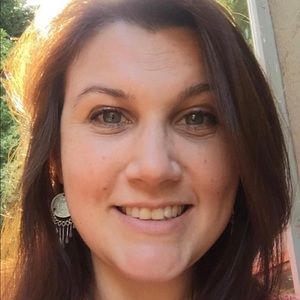 Meet your Posher, Corinne